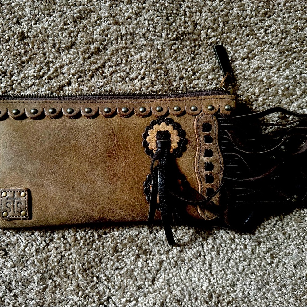 STS ranch fringe leather clutch